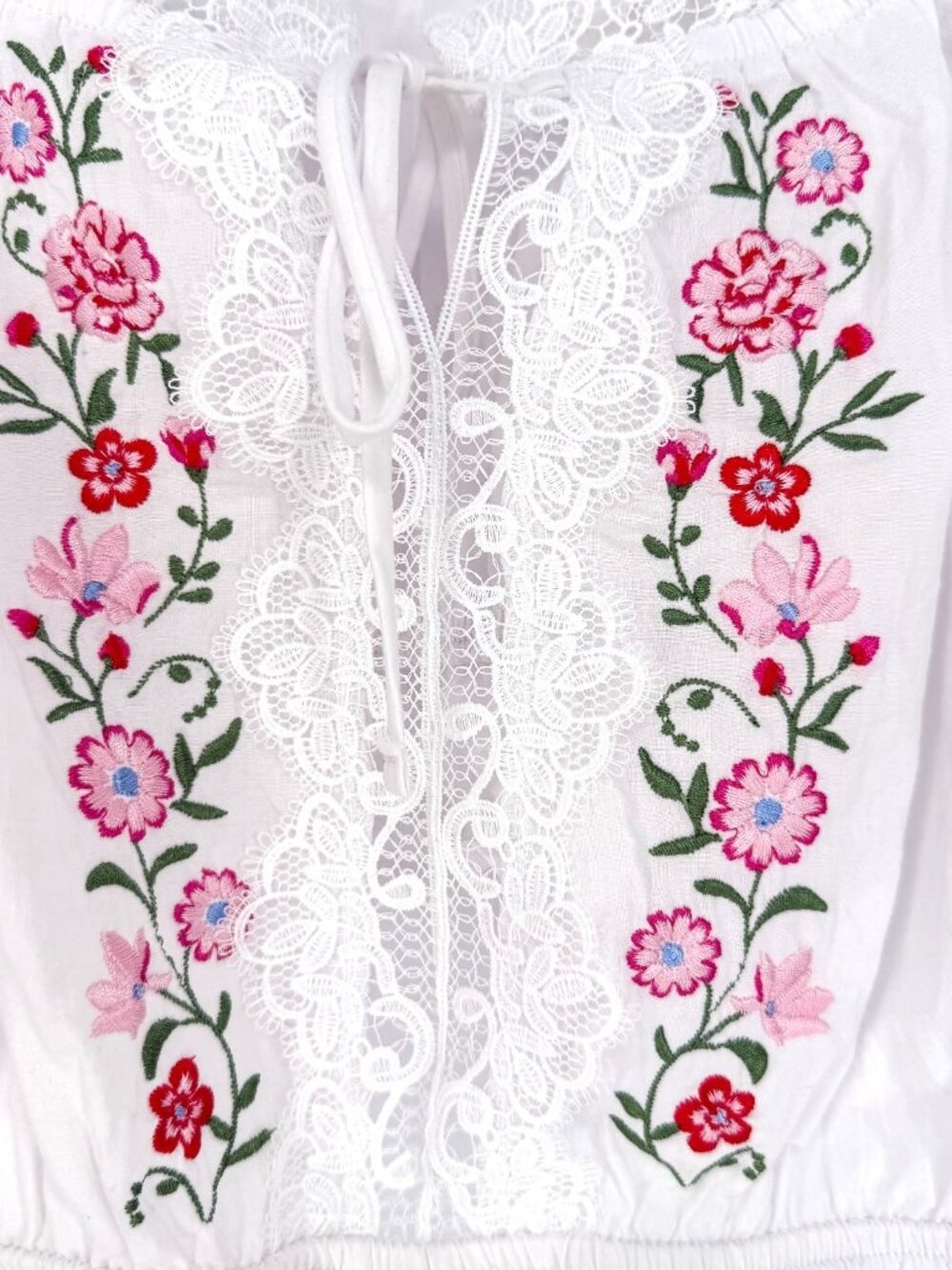 Self E Floral Embroidery Lace Trim Adjustable Strap Camisole Women's L (NWOT) - Picture 2 of 5